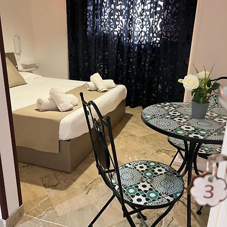 Villa Dolce Vita Rooms Castelluzzo Exterior photo